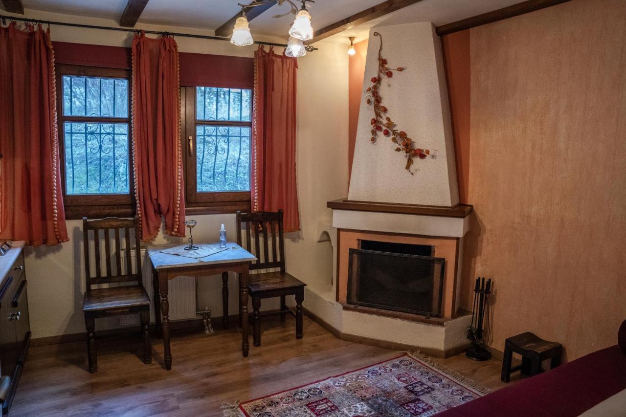 Archontiko Mesohori Meteora Hotel Kalampáka Luaran gambar